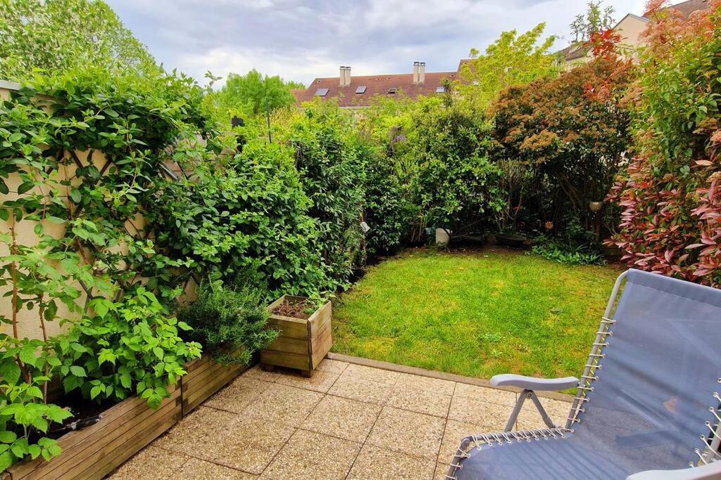Maison cosy-JO24 à Voisins-le-Bx - B&B