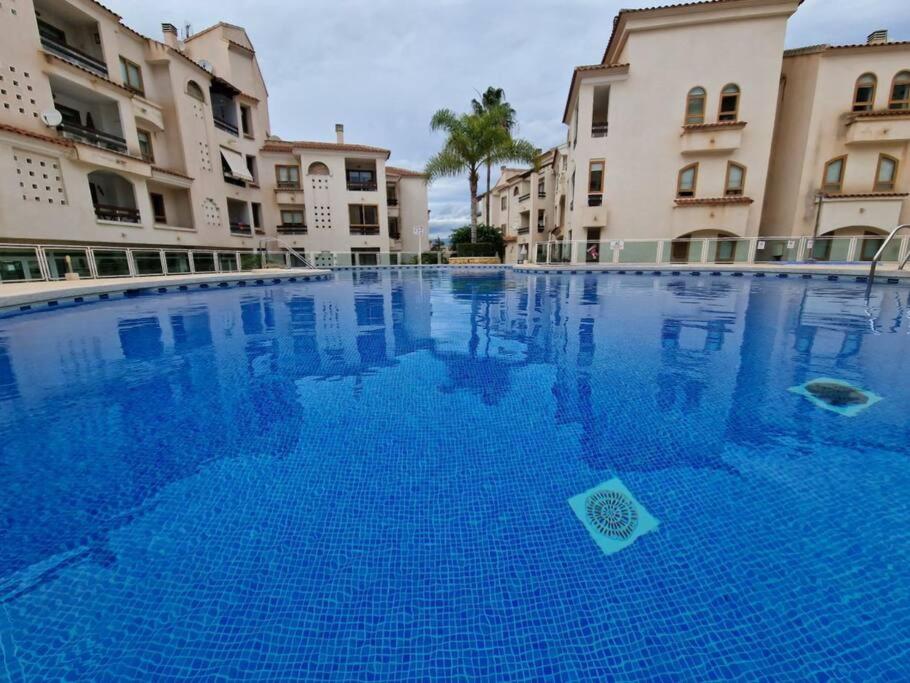 Apartment Front Roja Albir 2 per - Ferienwohnung Alboraya