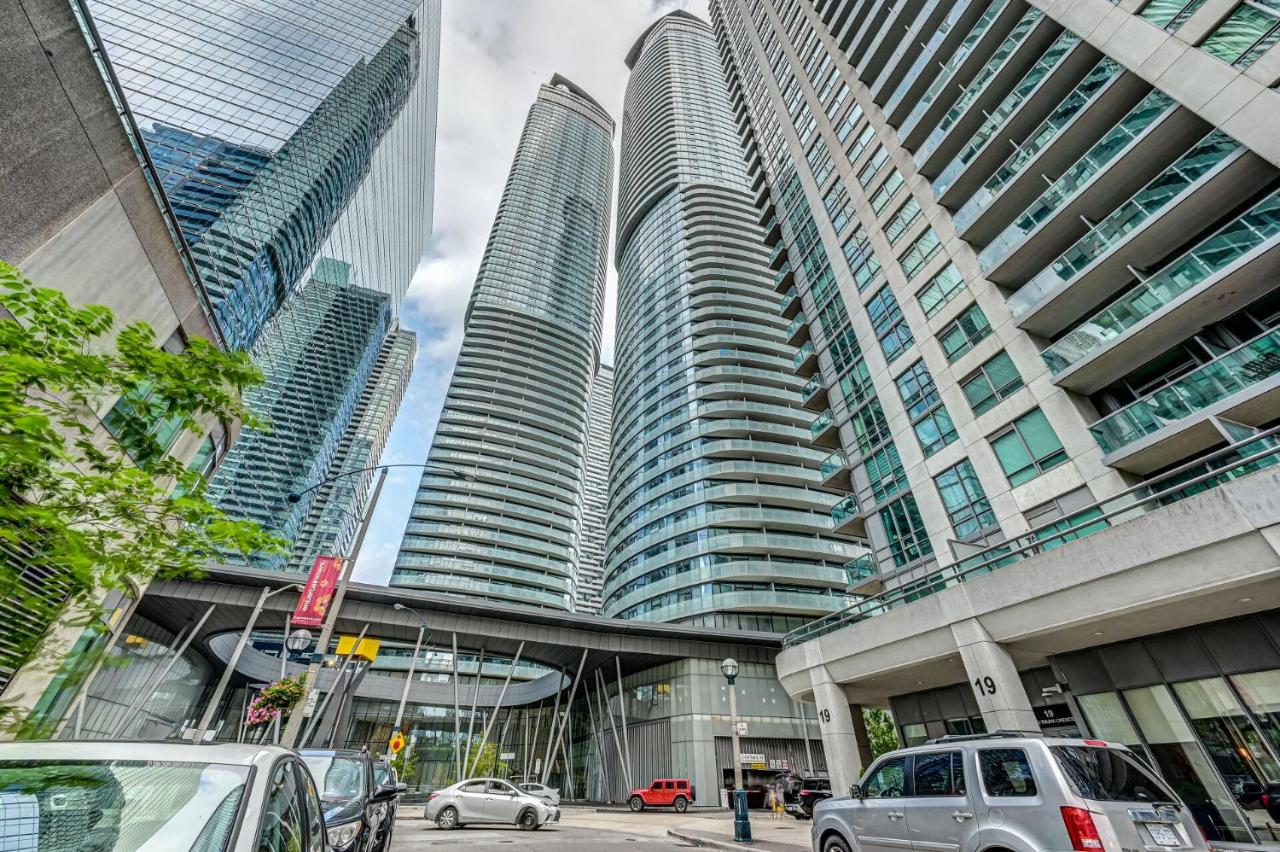 Skyline Retreat Residences - Ferienwohnung Toronto