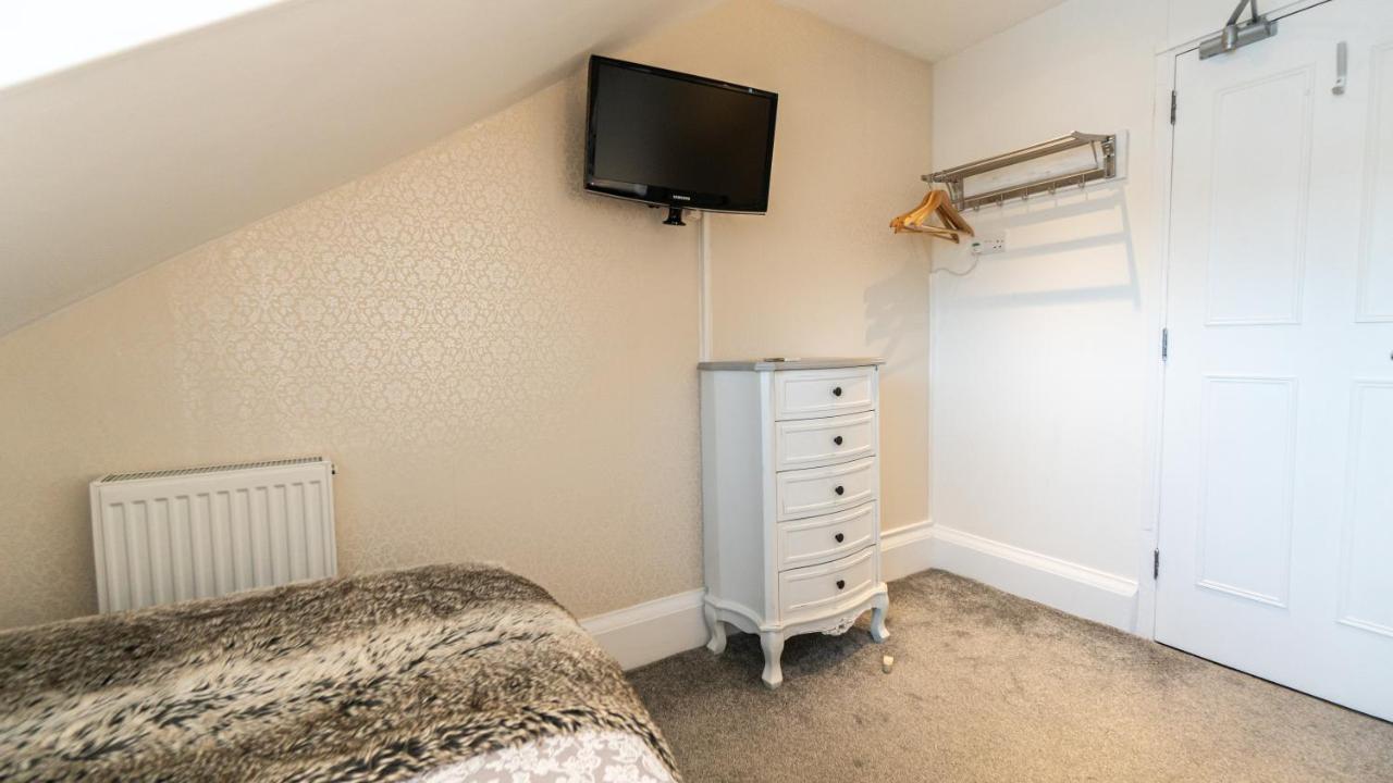 Small Single Room