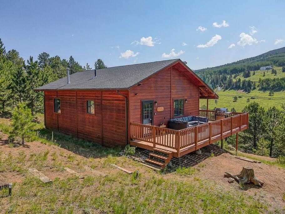 Monarch Landing, A Cozy Cabin w/360 Mountain Views - B&B Cripple Creek
