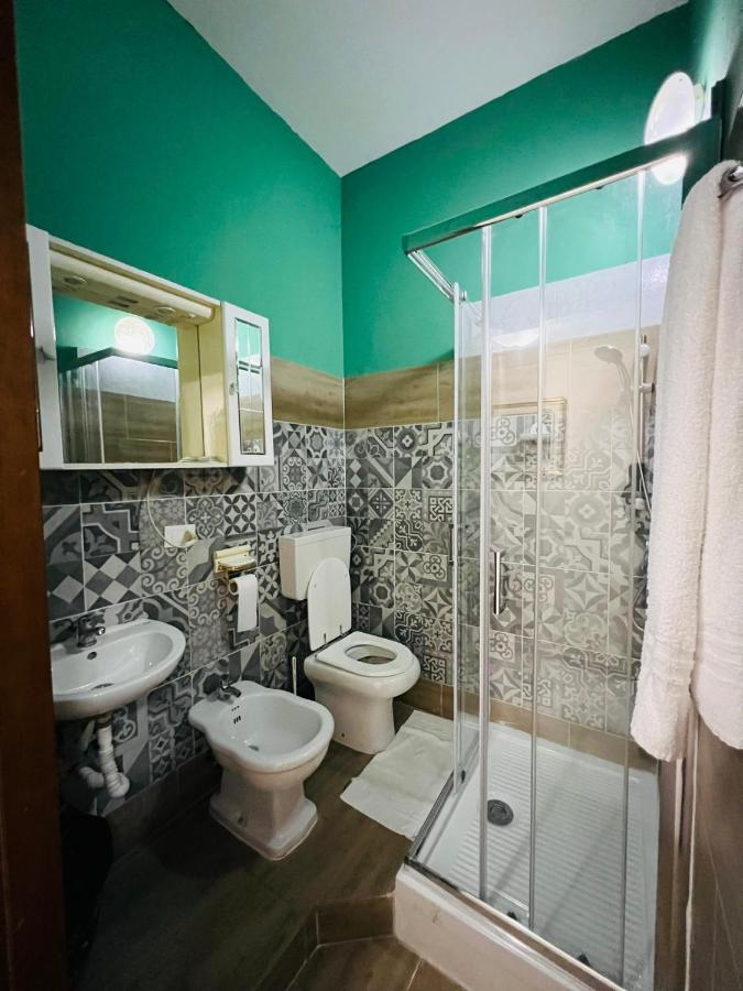Double Room with Private External Bathroom