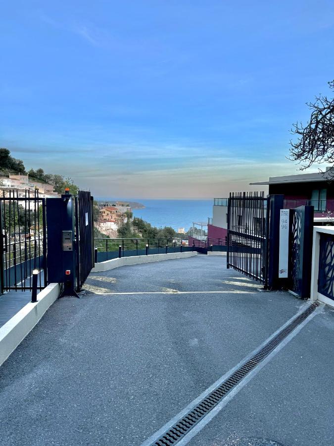 Superbe T2 dans résidence avec piscine chauffée - B&B