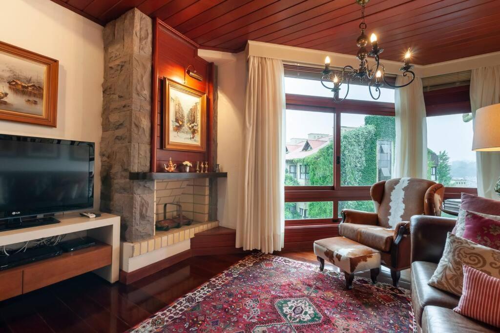 Apartamento Duplex no Flat do Hotel Wish Serrano - B&B Gramado