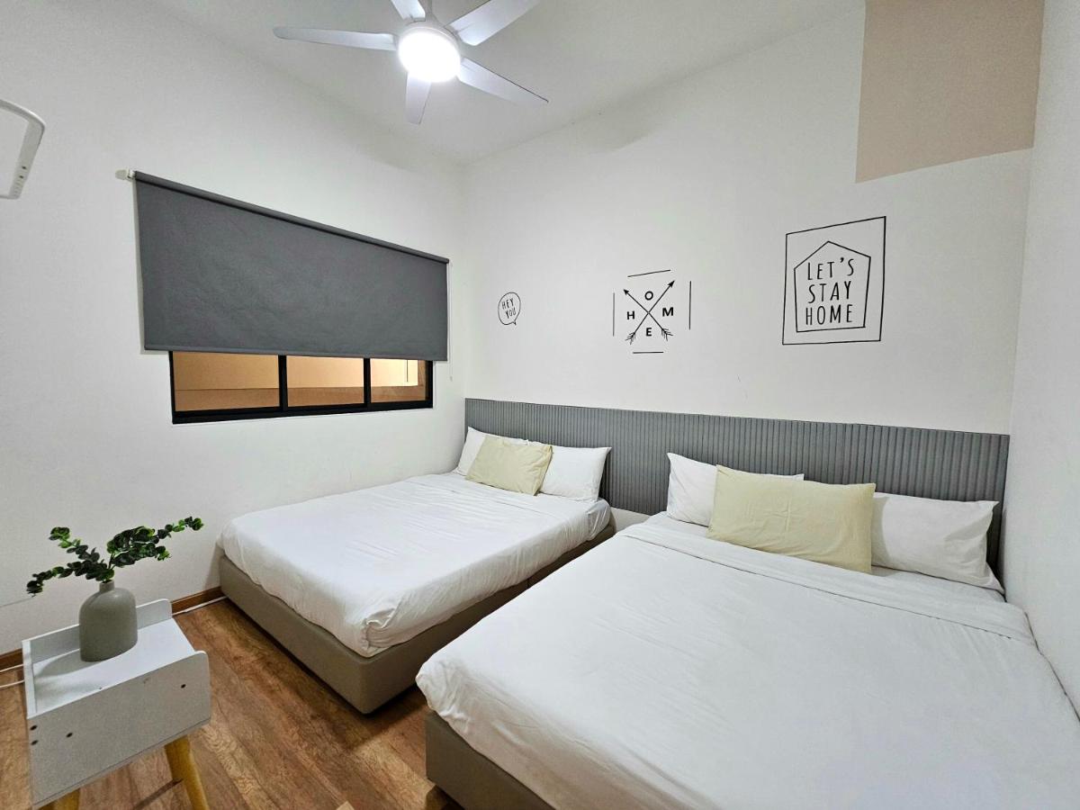 Muji Design Two Bedroom Apartment (Near Lift and Full City View)