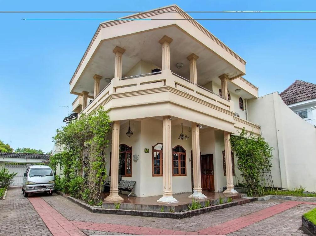 Guest House MW 46 by NmRooms - B&B