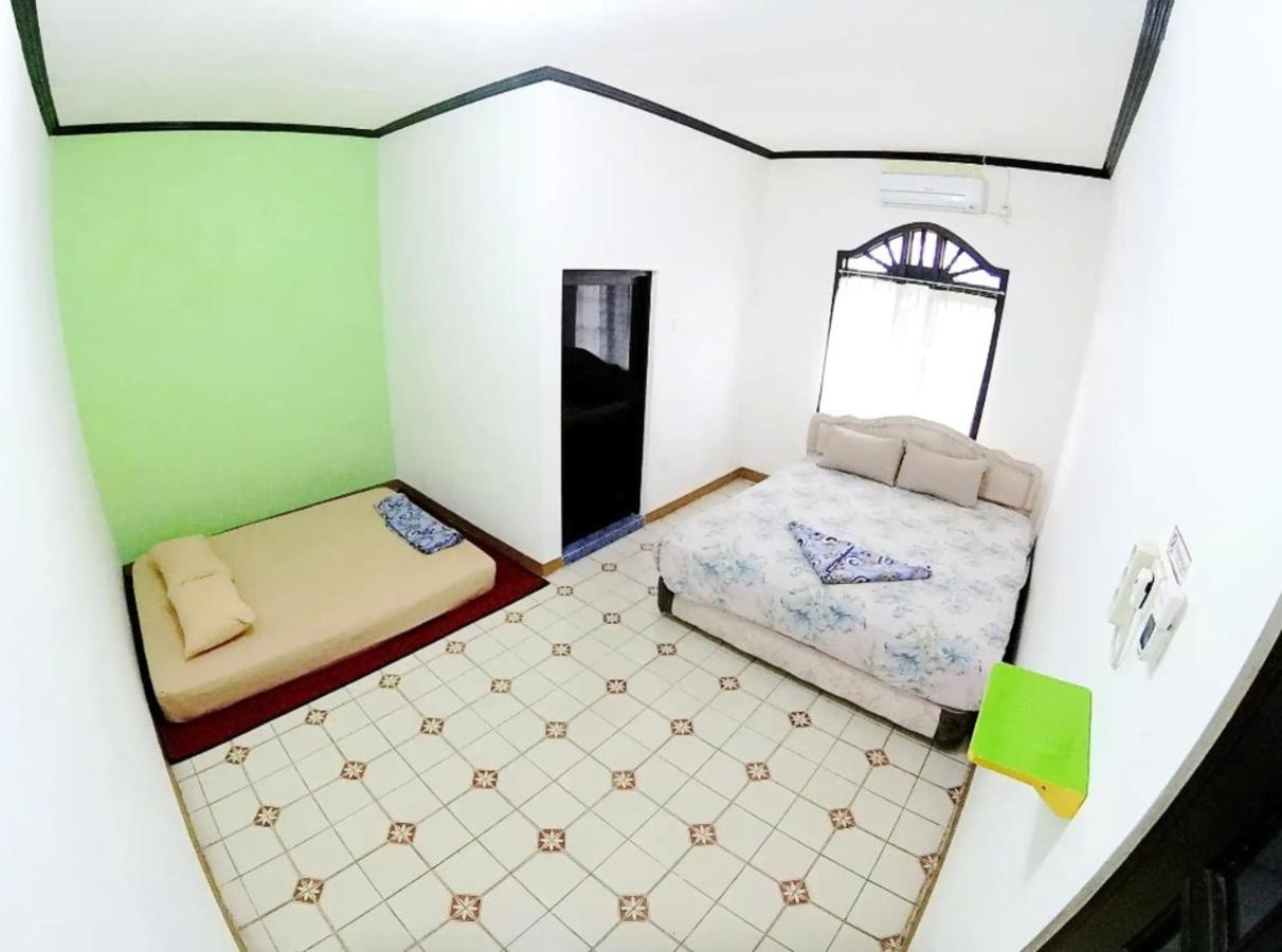 Chambre Familiale avec Salle de Bains Privative