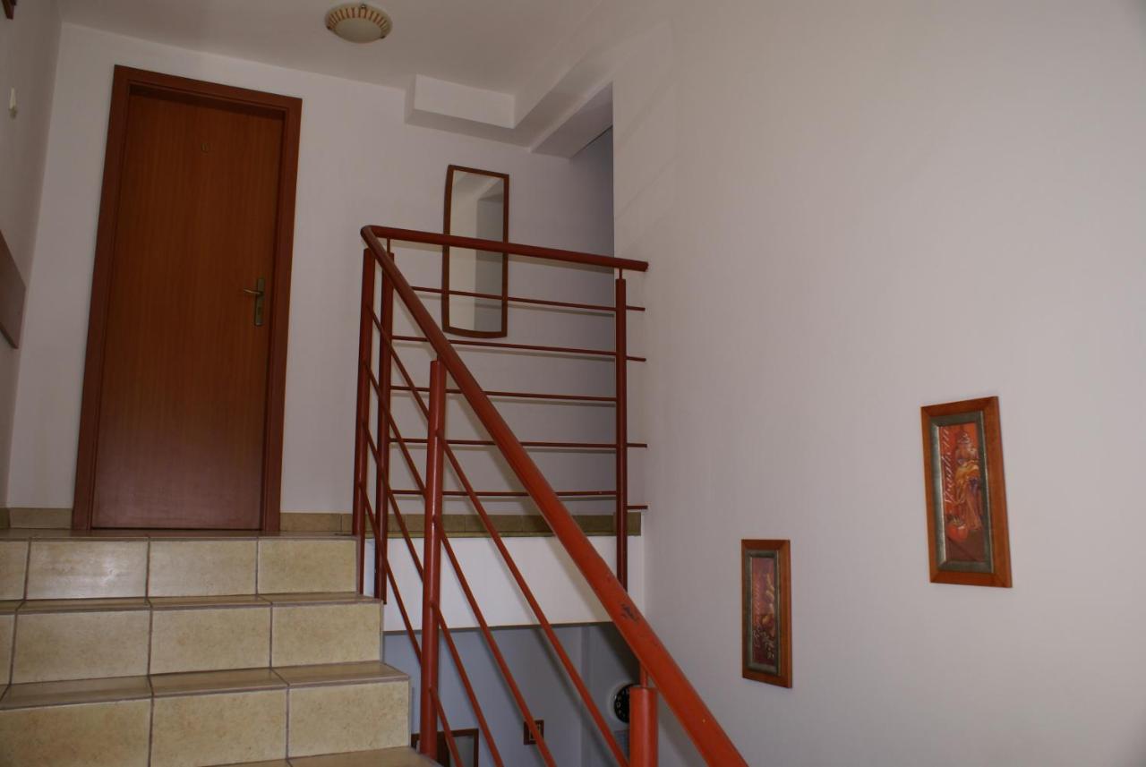 Villa with Garden View