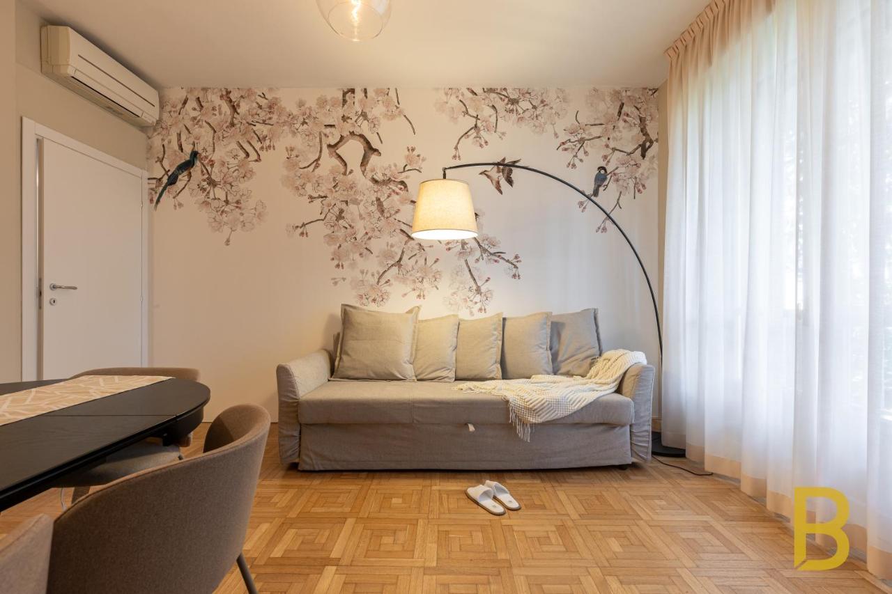BePlace Apartments in Fiera - Chambres d’hôtes Milan