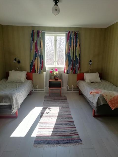 Zweibettzimmer