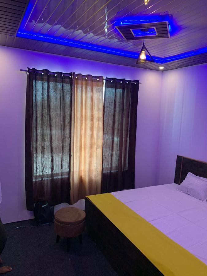 B&B Gorakhpur - PRIVYROOMS GORAKHPUR - Bed and Breakfast Gorakhpur