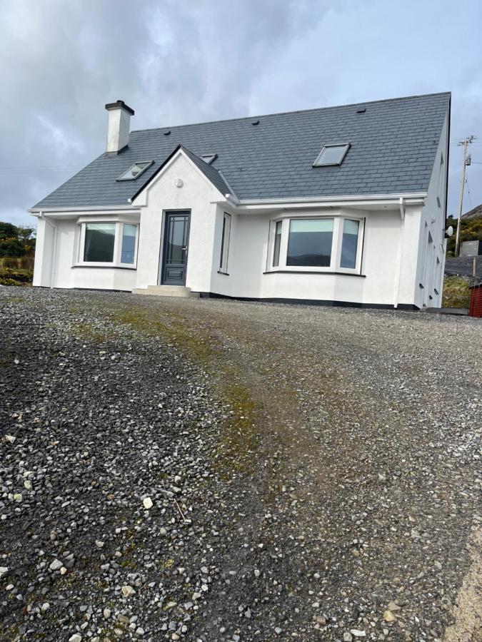 B&B Dugort - Beach View Heights Dugort Achill Eircode F28E8D9 - Bed and Breakfast Dugort