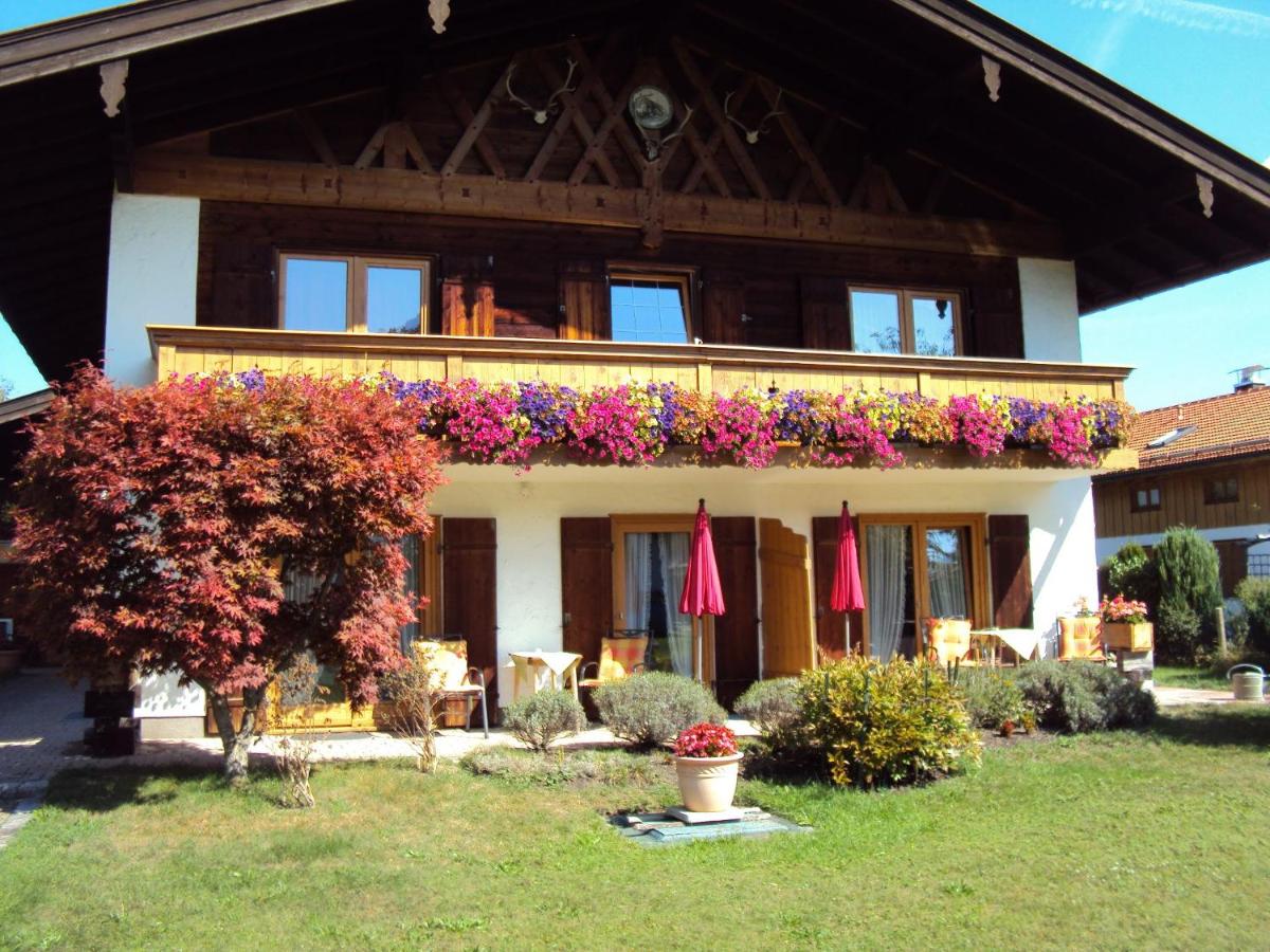 B&B Rottach-Egern - Gästehaus Fischer - Bed and Breakfast Rottach-Egern