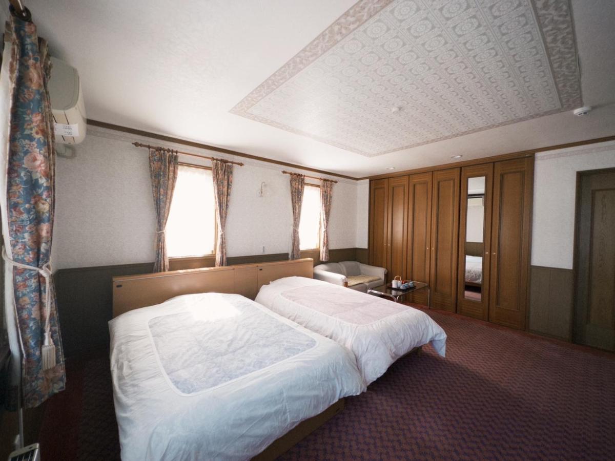 Classic Triple Room