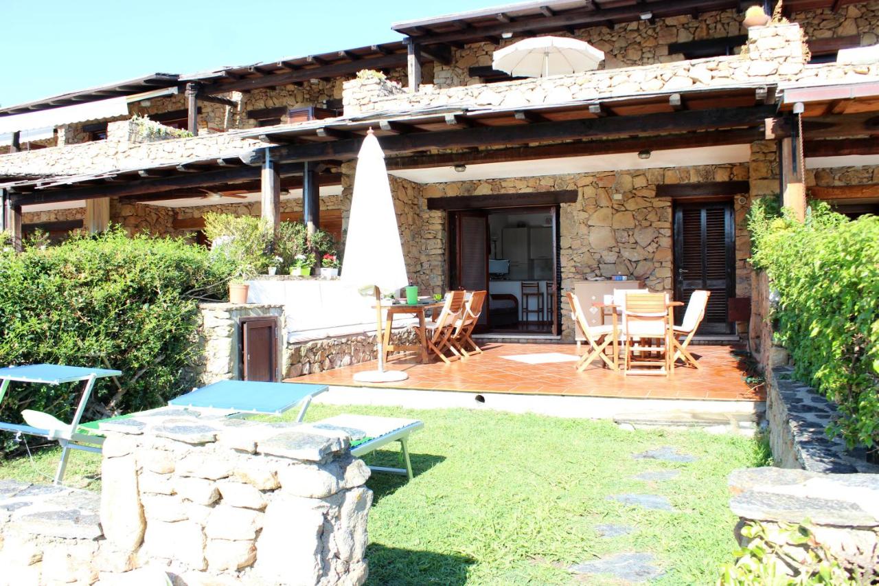 Residence Ira Beach - Appartamento sul mare - B&B Porto Rotondo