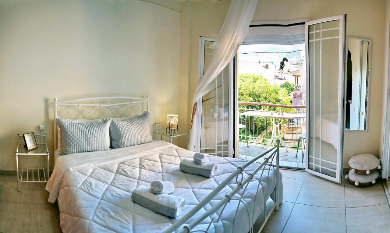 B&B Mitilene - Spacious Apartment in Mytilene - Bed and Breakfast Mitilene