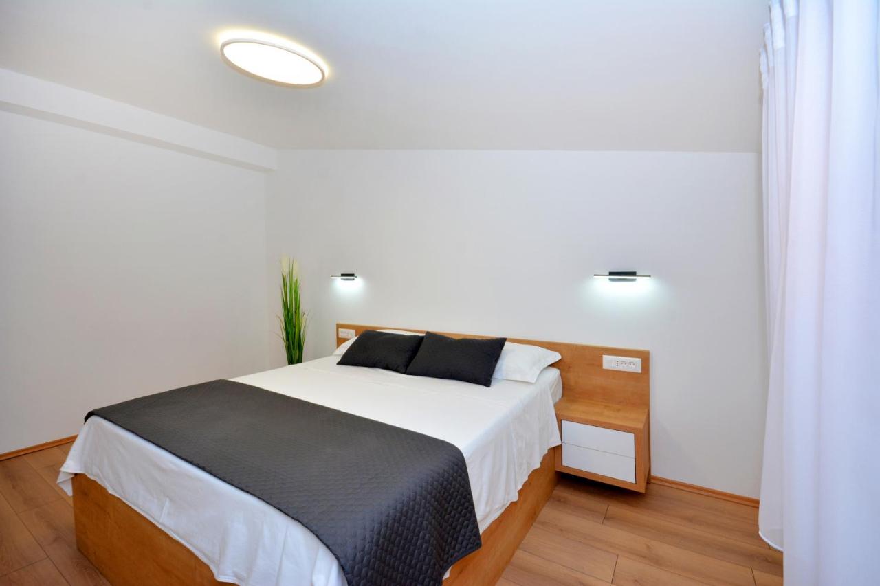 Apartment 3 with Sea View and Terrace