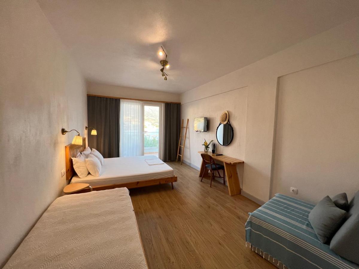 Studio with Sea View