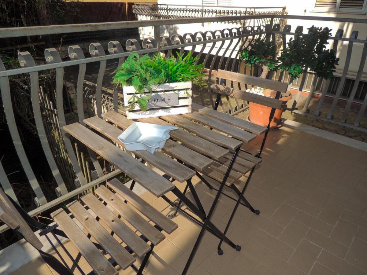 Dolphin House - Bed and Breakfast Pompei