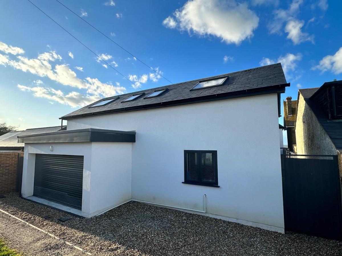 Tankerton Beach Daze - B&B