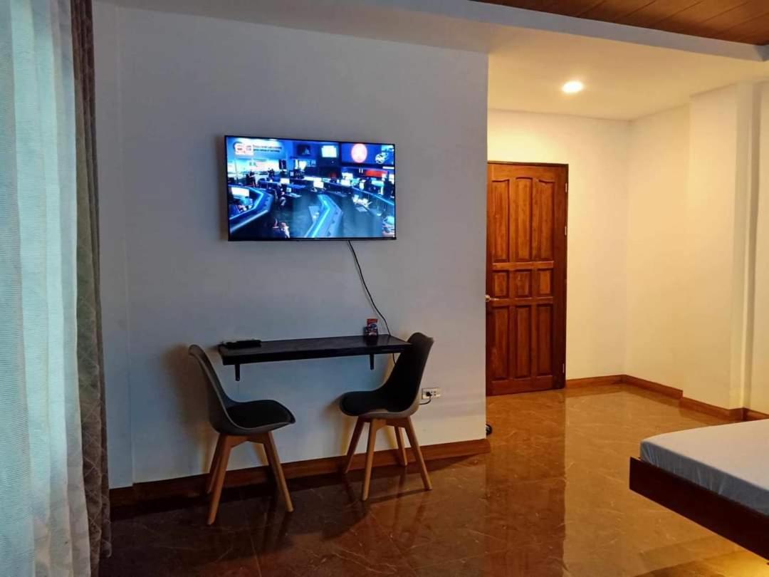 Deluxe Double or Twin Room with River View