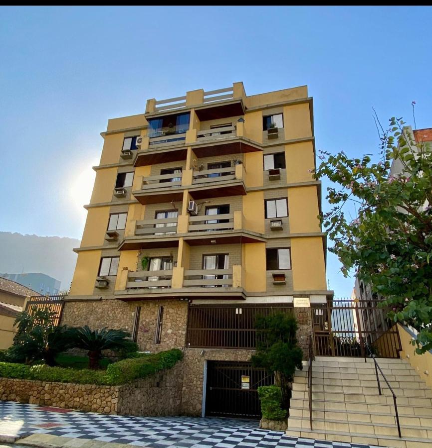 APTO 38- Enseada- Próximo ao Pão de Açúcar - B&B Guarujá