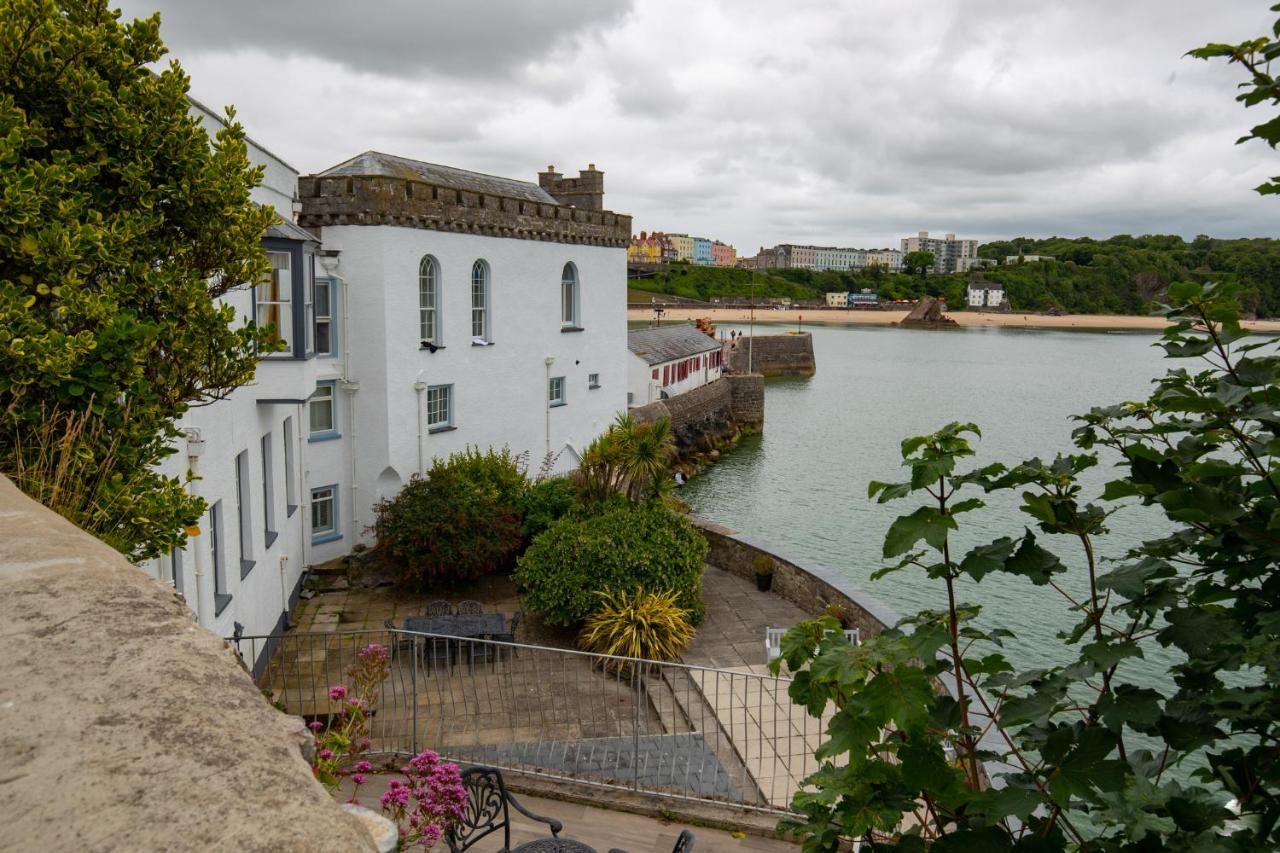 Laston Garden Apartment - Sea Views Large Terrace - B&B
