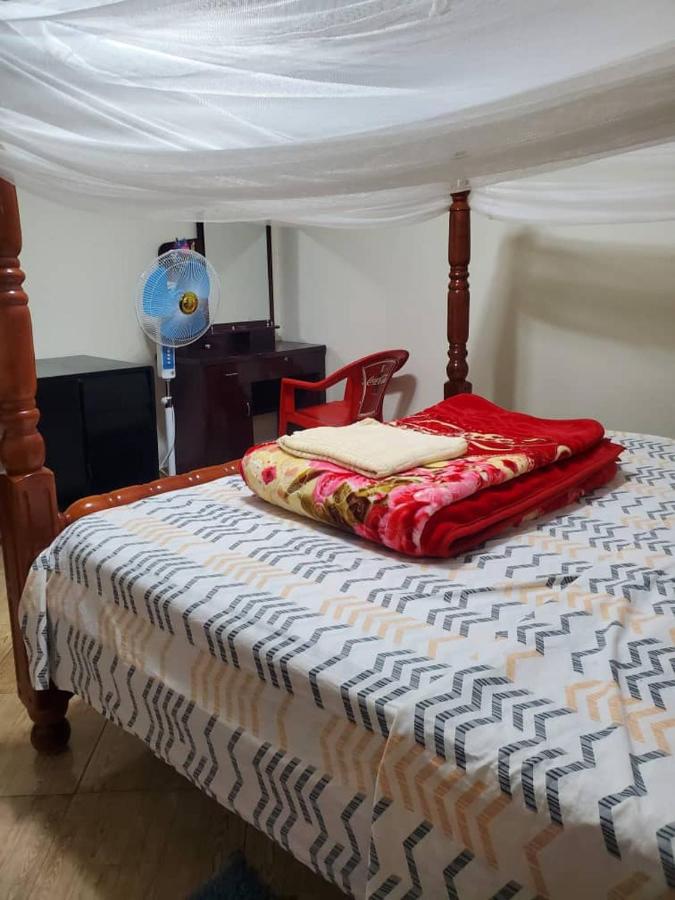 B&B Entebbe - LIVITY HOME STAY.Entebbe,Bunono - Bed and Breakfast Entebbe