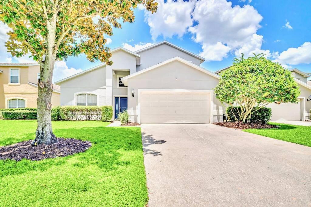 Fantastic 5BR Home Pool Theater - Chambres d'hôtes Orlando