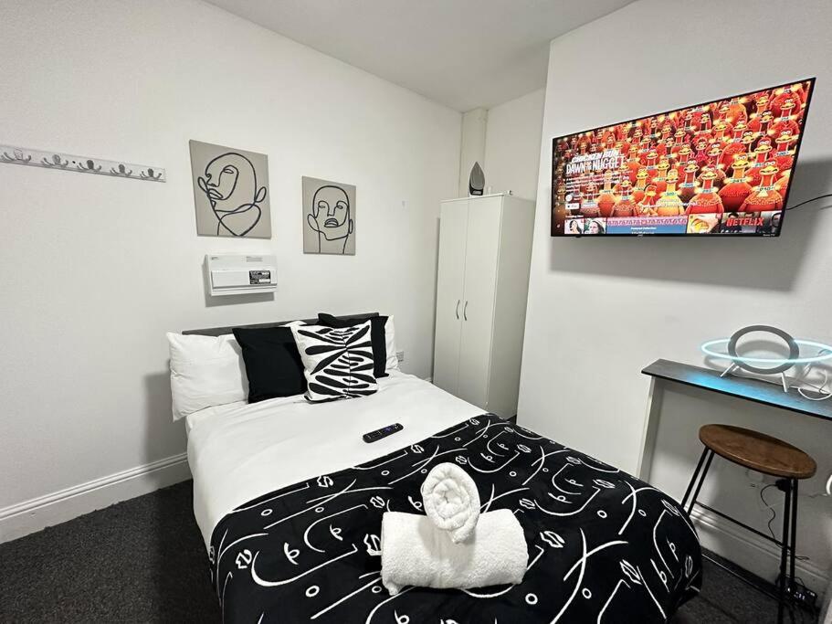 B&B Kidderminster - Cosy Chic Flat in the Heart of Kidderminster - Bed and Breakfast Kidderminster