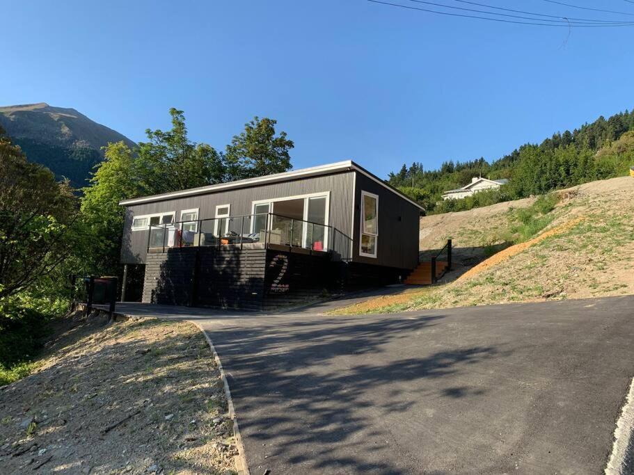 Spectacular views & central location - Bed and Breakfast Queenstown