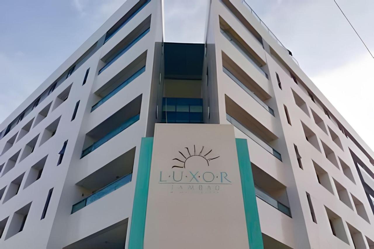 Aptos no Luxor Tambaú próximo ao mar - B&B
