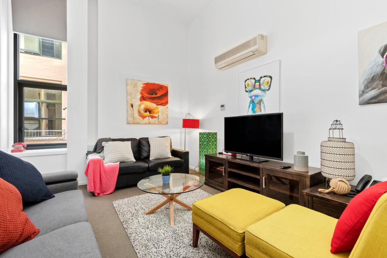 2 Bedroom 1 Bathroom City Apartment on level 1 with Parking
