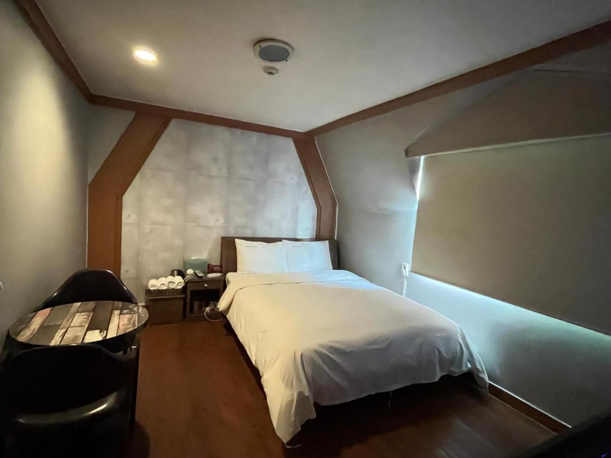 B&B Seul - Gooreumseong motel - Bed and Breakfast Seul