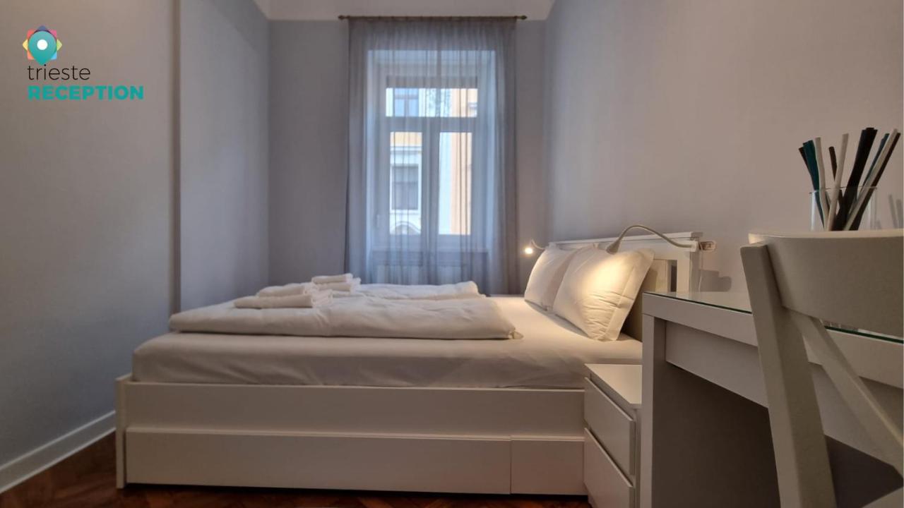 B&B Trieste - Light Blue Apartment - Bed and Breakfast Trieste