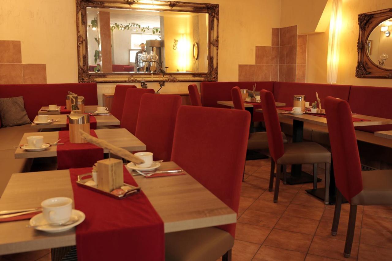 Hotel Zur Sonne - Bed and Breakfast Waren