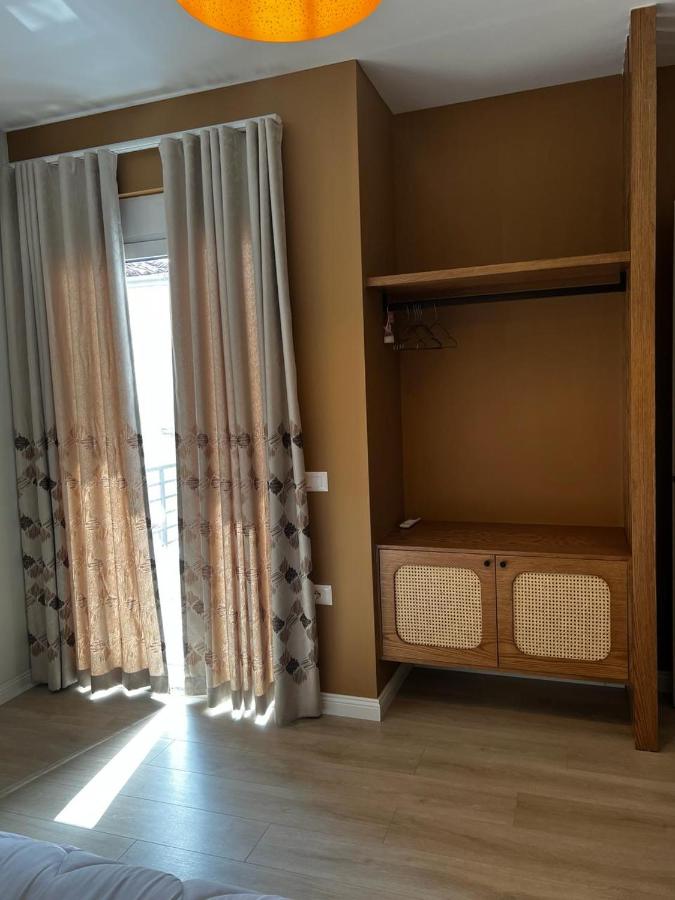 Behram Apartment - B&B Korçë