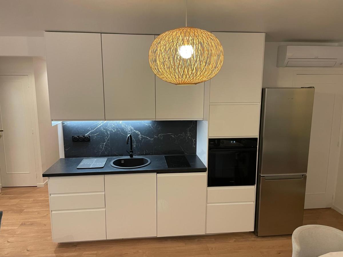 T3 Aperçu Mer - B&B Antibes