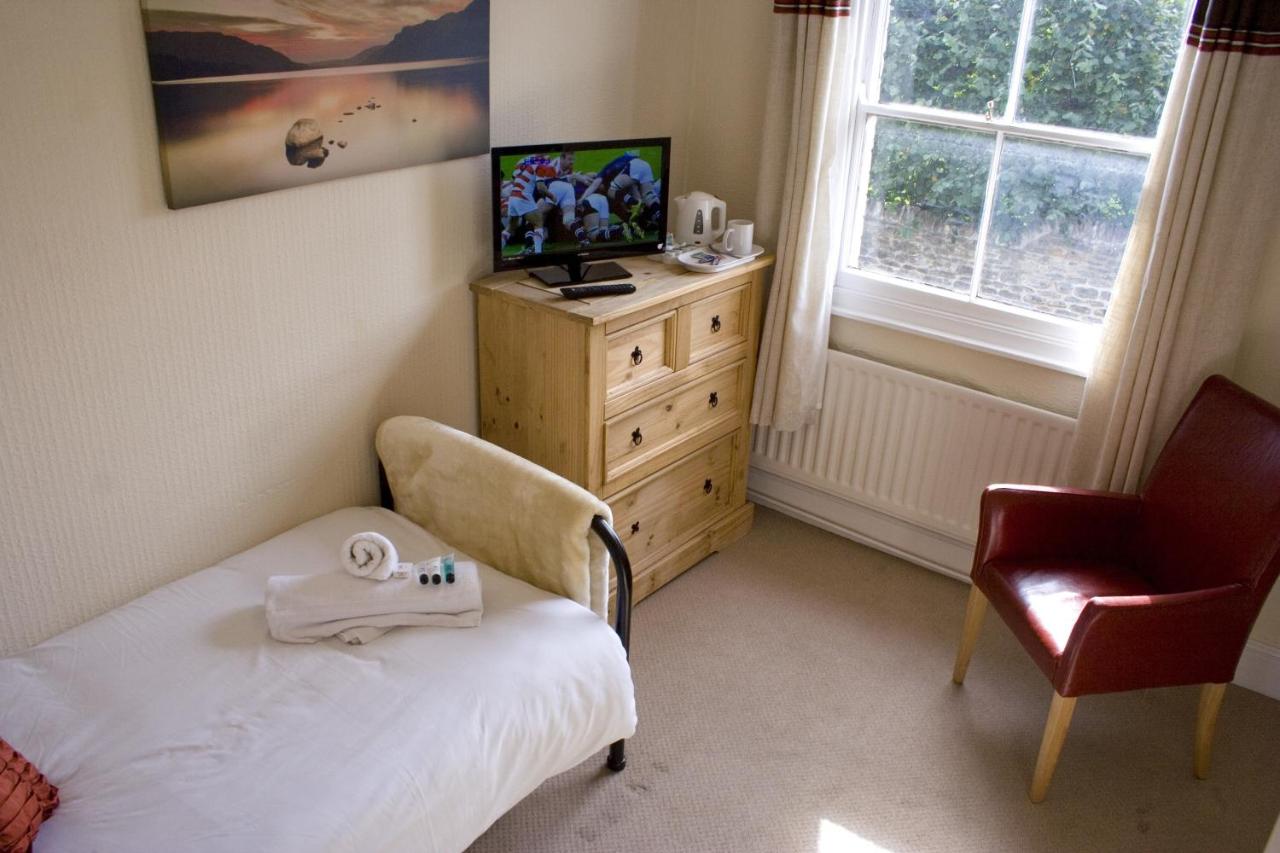 Single Room with Bathroom