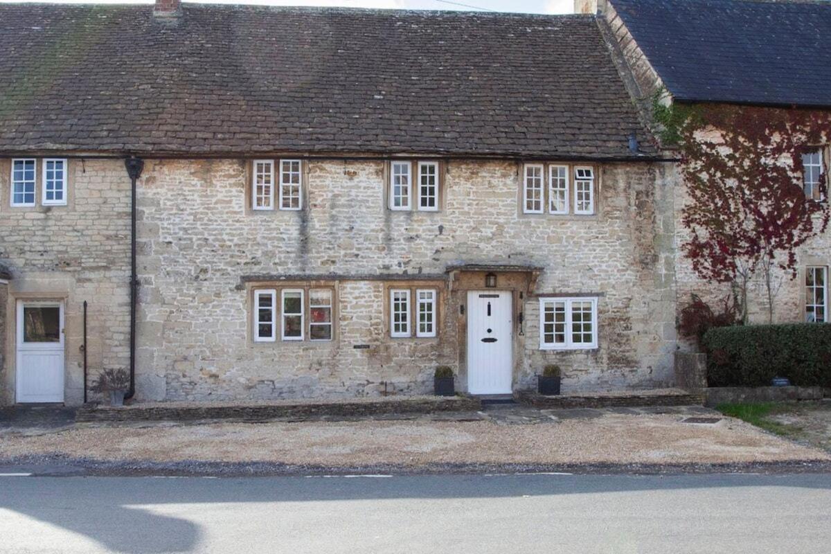 ※ Charming Country House Nr Bath (WC)※ - B&B