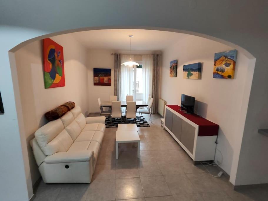 B&B Sanremo - Carlo's BY12 - L'Atelier - - Bed and Breakfast Sanremo