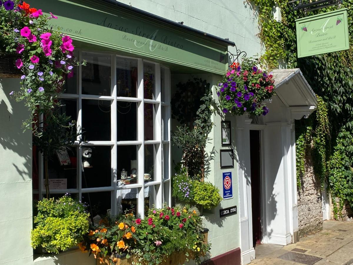 Anzac Street B+Bistro - B&B