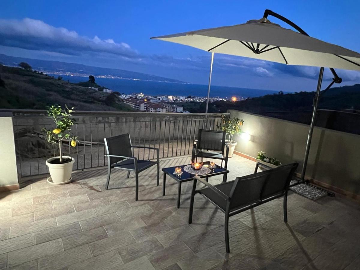 B&B Messina - Gardenie Home: delizioso villino vista mare - Bed and Breakfast Messina