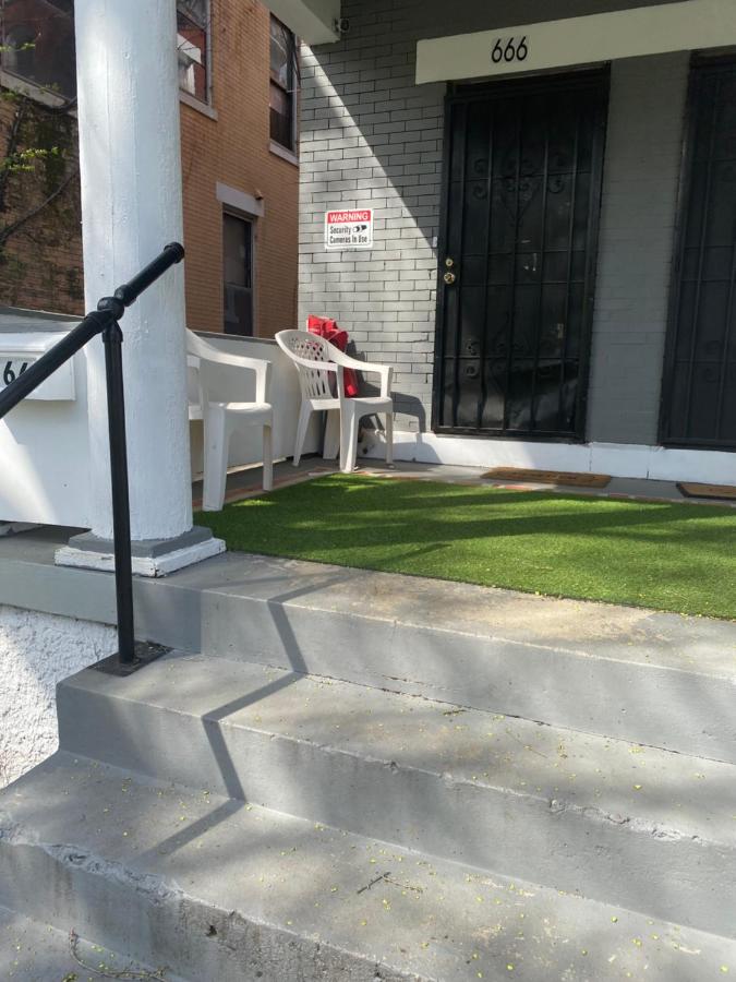 Awesome Attic Studio Private Room 3A - Bed and Breakfast Cincinnati