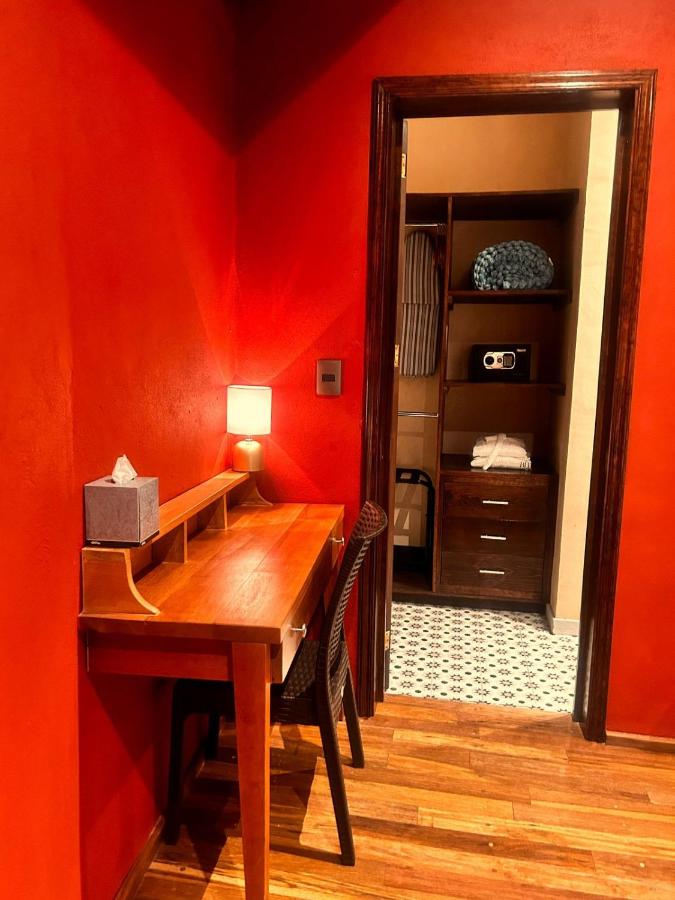 Suite with Garden View