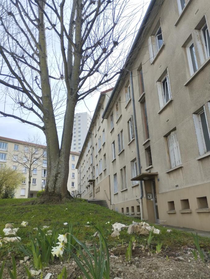 A 5 min de Paris! - Bed and Breakfast