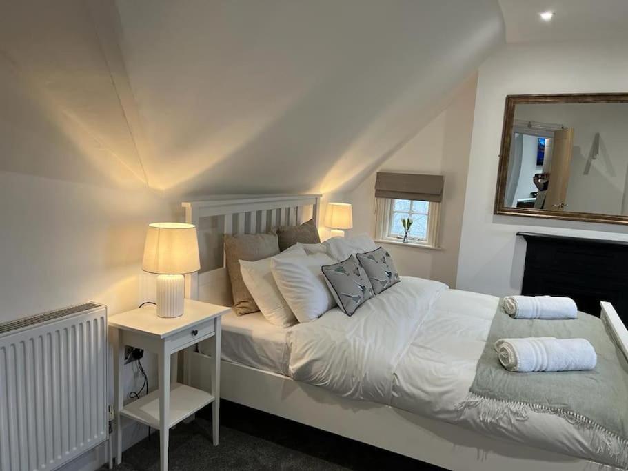 B&B Melton Mowbray - The Loft at Scalford House - Bed and Breakfast Melton Mowbray