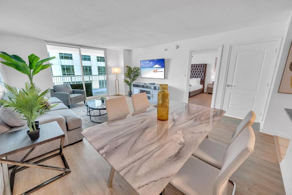 Stunning 1 BDR 1 BTH • Brickell • Bay & City Views - B&B
