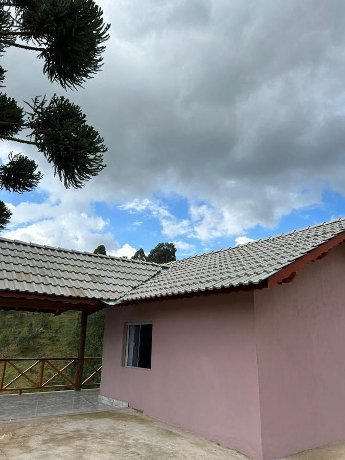 Chalés Jardim de Minas - Bed and Breakfast
