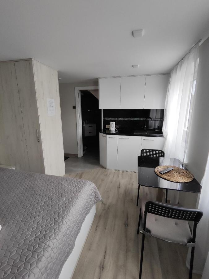 Studio Klaipeda Near Beach Free Parking - B&B Klaipėda